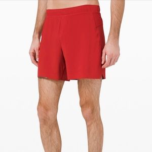lululemon men’s red Surge Short 6” Liner - large